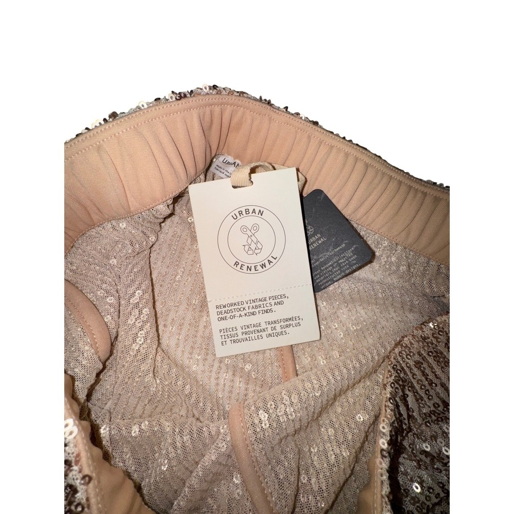 Urban Renewal Urban Outfitters Sequin Shorts Champagne Rose Gold Medium NWT - Picture 5 of 8